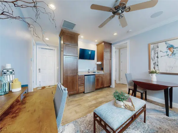 435 JESSAMINE AVE, New Smyrna Beach, FL 32169