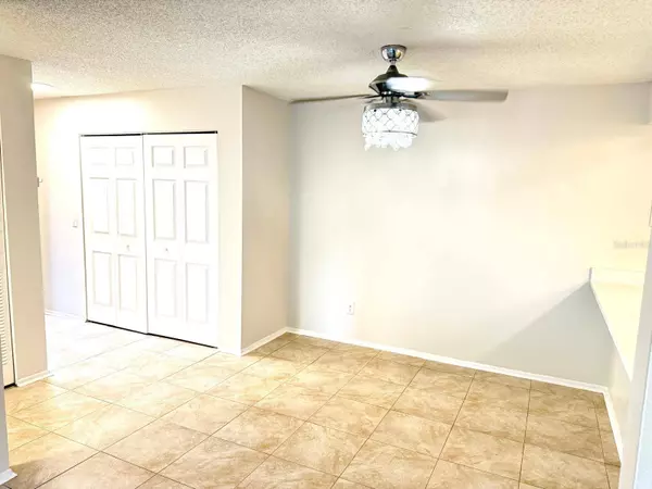 604 KENWICK CIR #105, Casselberry, FL 32707