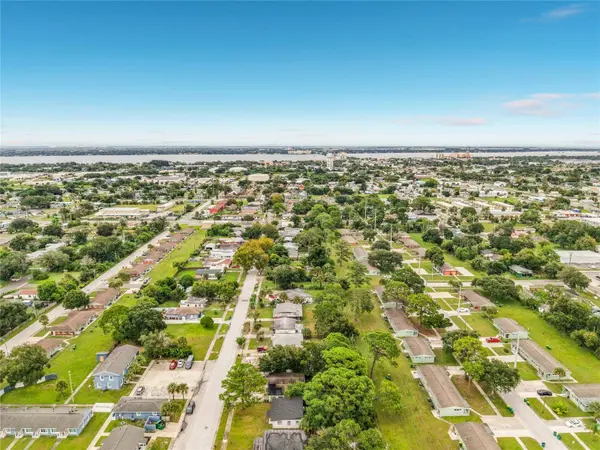 1127 GROVE AVE, Cocoa, FL 32922