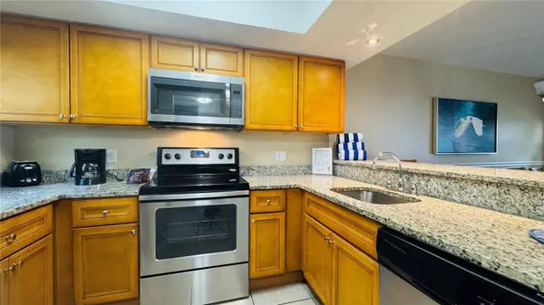 1124 SPACEPORT CT, Kissimmee, FL 34746