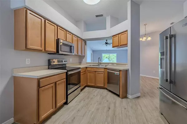 14019 HOLLOW CREST PL, Riverview, FL 33579