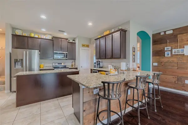 9123 RAES CREEK PL, Palmetto, FL 34221