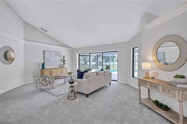 134 BARRINGTON DR, Brandon, FL 33511