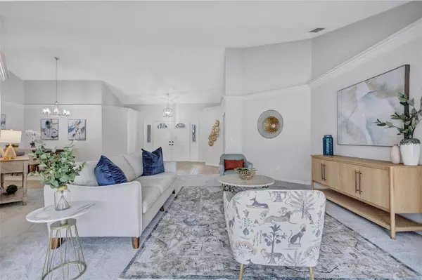 134 BARRINGTON DR, Brandon, FL 33511