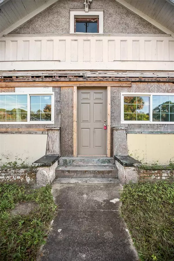 1430 E NEW YORK AVE, Deland, FL 32724