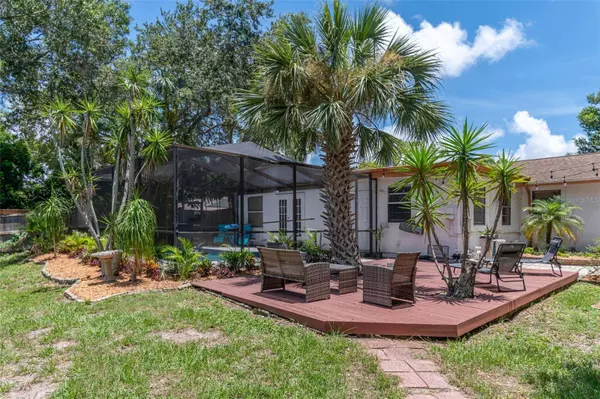 1628 12TH ST SW, Largo, FL 33778