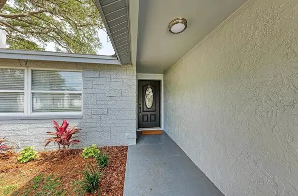 12037 104TH AVE, Seminole, FL 33778