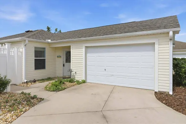 2445 GREEN HILL TRL, The Villages, FL 32162