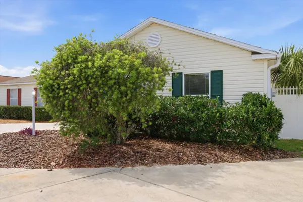 2445 GREEN HILL TRL, The Villages, FL 32162