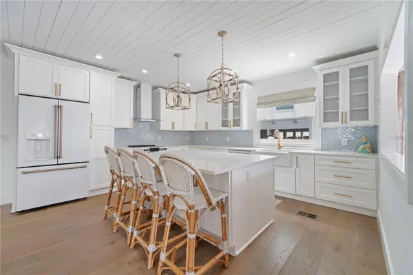 108 5TH AVE, St Pete Beach, FL 33706