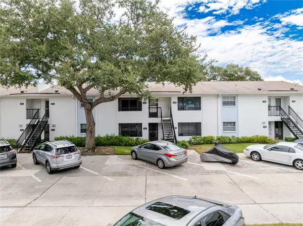 4508 S OAK DR #T42, Tampa, FL 33611