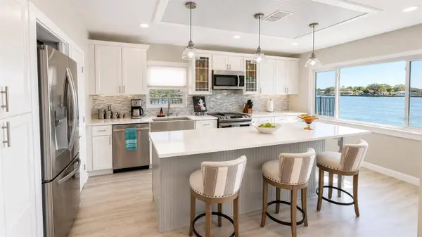 526 20TH AVE, Indian Rocks Beach, FL 33785