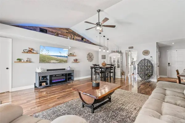 1020 HORNBEAM ST, Oviedo, FL 32765