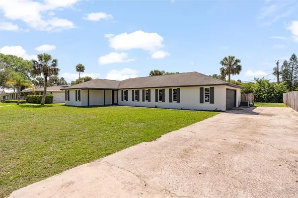 825 WELLS DR, South Daytona, FL 32119