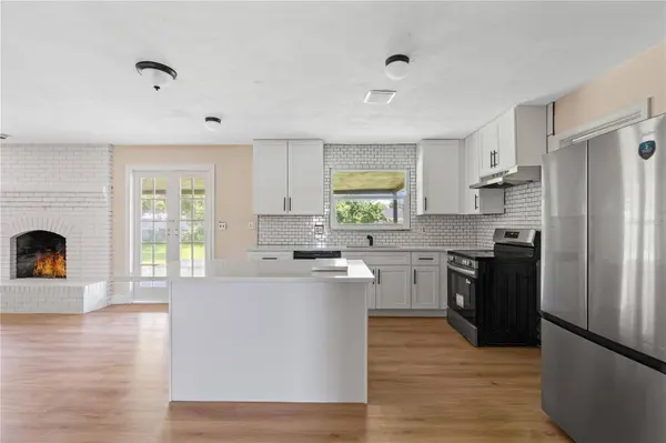 825 WELLS DR, South Daytona, FL 32119