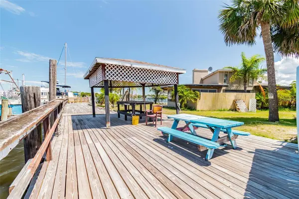 5325 TREADWAY DR, Port Richey, FL 34668