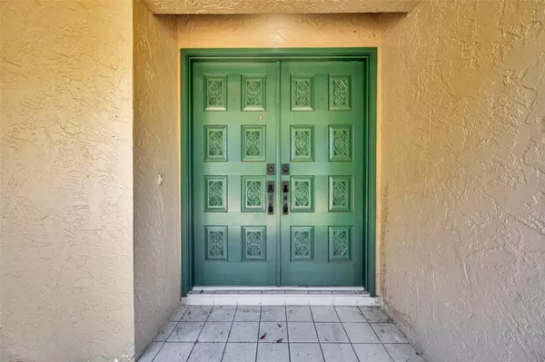 2049 HILLWOOD DR, Clearwater, FL 33763