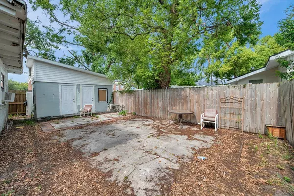 2808 N HIGHLAND AVE, Tampa, FL 33602