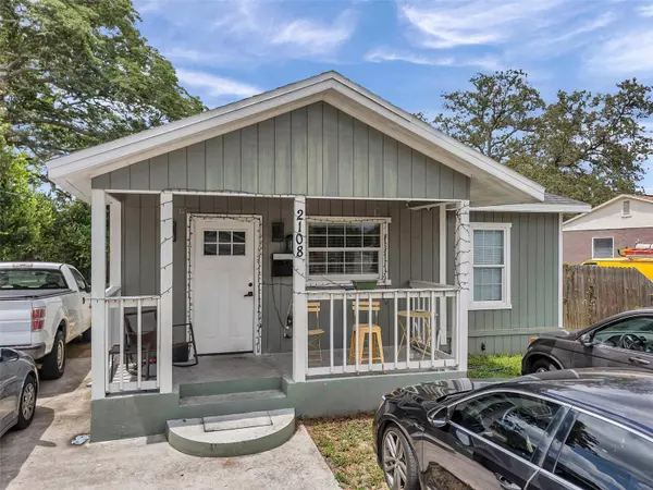2108 E LINEBAUGH AVE, Tampa, FL 33612