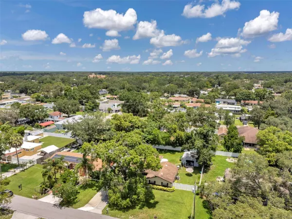 2521 KRUEGER LN, Tampa, FL 33618