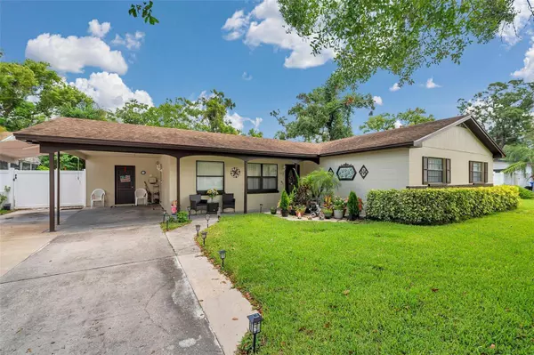 2521 KRUEGER LN, Tampa, FL 33618