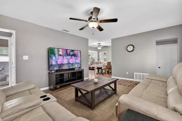 119 N HILLCREST AVE, Clearwater, FL 33755