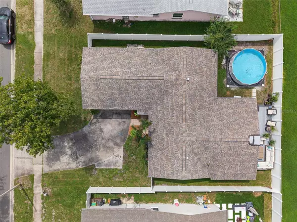 8276 91ST ST, Seminole, FL 33777