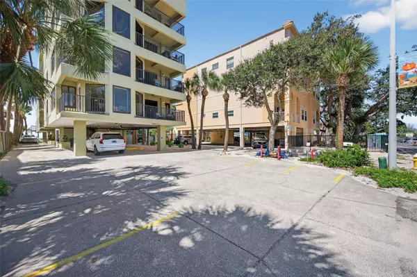 74 GULF BLVD #1B, Indian Rocks Beach, FL 33785