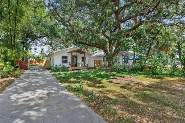 2030 E NEW ORLEANS AVE, Tampa, FL 33610