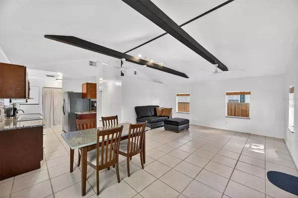 2030 E NEW ORLEANS AVE, Tampa, FL 33610