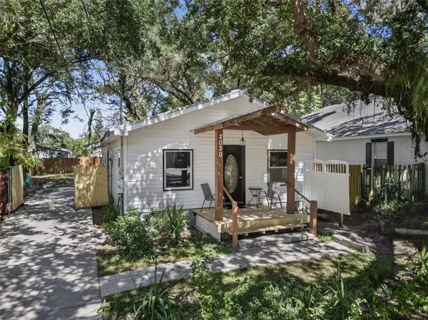 2030 E NEW ORLEANS AVE, Tampa, FL 33610