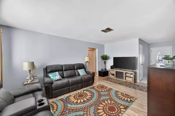 1993 CITRUS HILL RD, Palm Harbor, FL 34683