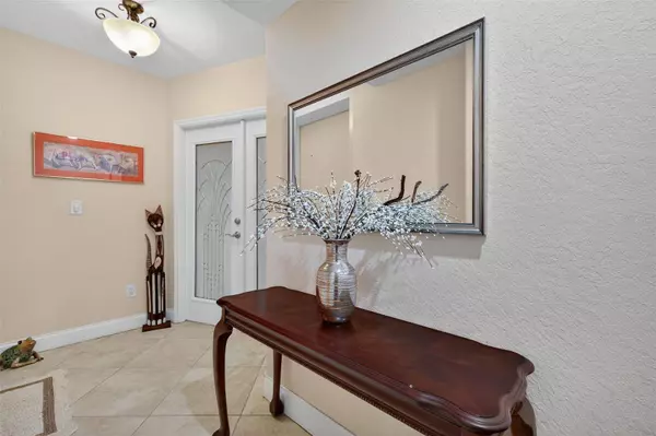 5301 GULF BLVD #E202, St Pete Beach, FL 33706