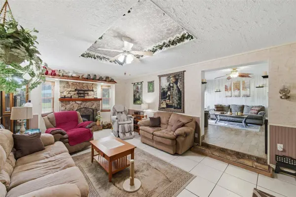 194 21ST TER SE, Largo, FL 33771