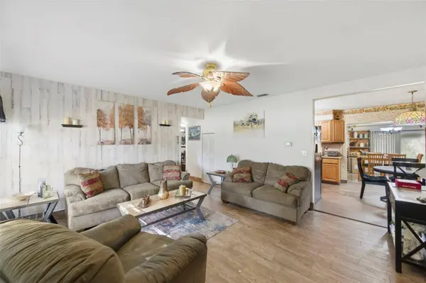 194 21ST TER SE, Largo, FL 33771