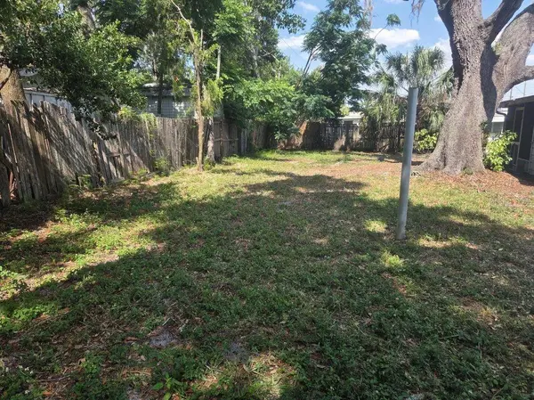 4421 BEACON SQUARE DR, Holiday, FL 34691