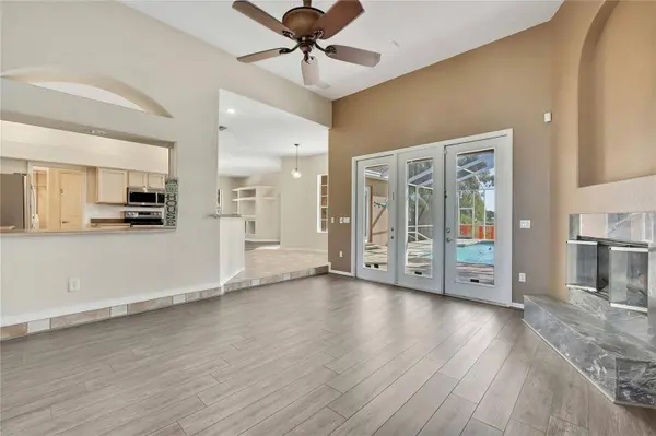 300 HAMPSHIRE AVE, Spring Hill, FL 34606