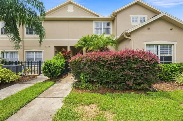 11082 WINTER CREST DR, Riverview, FL 33569