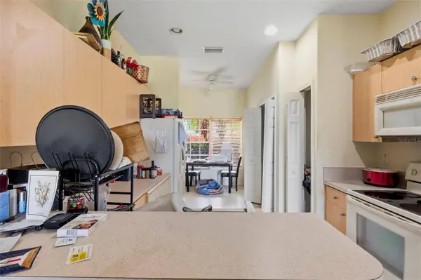 11082 WINTER CREST DR, Riverview, FL 33569
