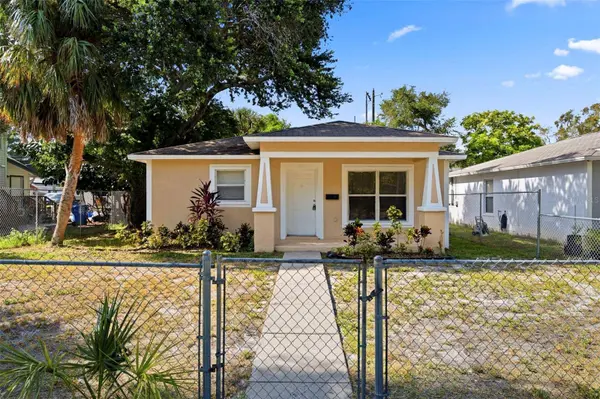 980 13TH AVE S, St Petersburg, FL 33705