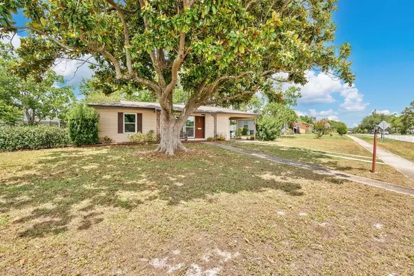 1610 BRADY DR, Deltona, FL 32725