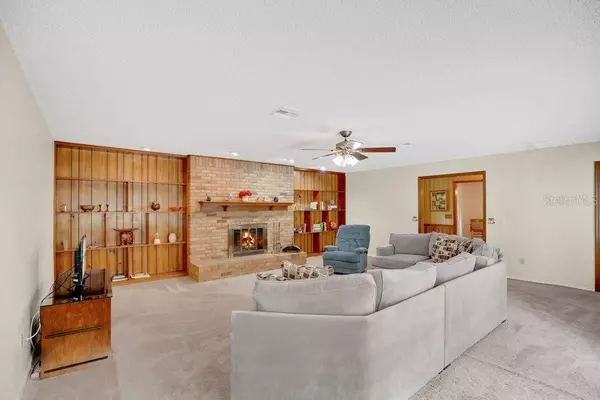 1026 TORCHWOOD DR, Deland, FL 32724