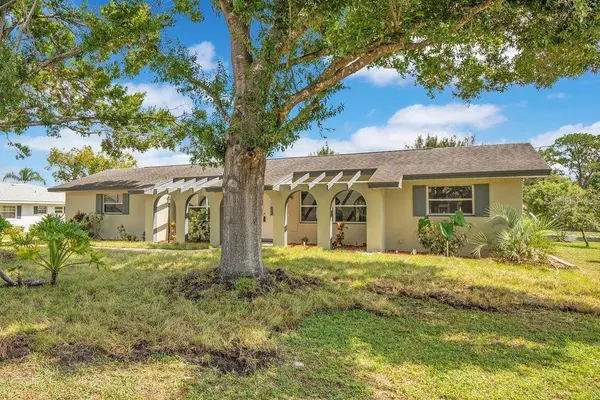 1143 E FOWLER DR, Deltona, FL 32725