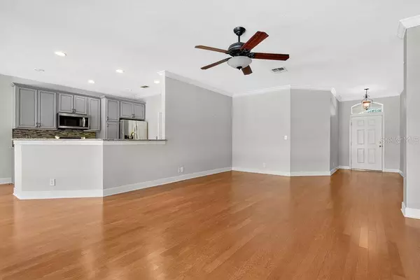 215 COLETON LN, Deland, FL 32724