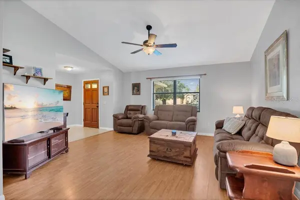 90 SUNDOWN RD, Debary, FL 32713