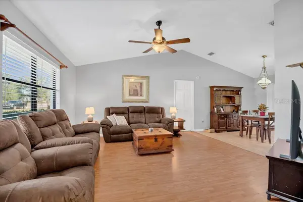 90 SUNDOWN RD, Debary, FL 32713