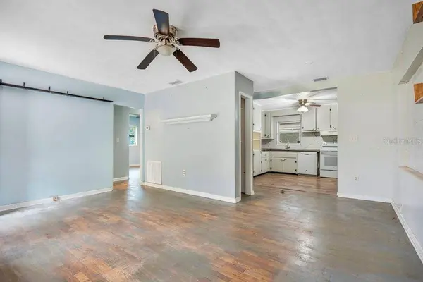 525 S DEXTER AVE, Deland, FL 32720