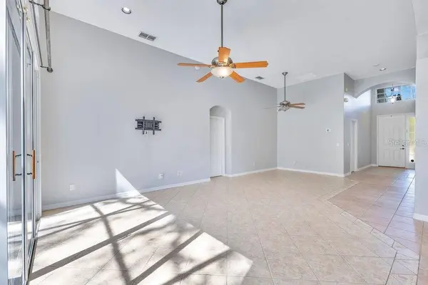 250 RIVER OAKS LANDING CT #530, Debary, FL 32713