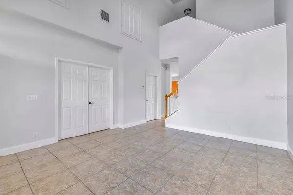 125 MANOR VIEW LN, Deland, FL 32724