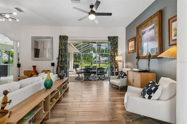 1514 BOOTH DR, Valrico, FL 33594